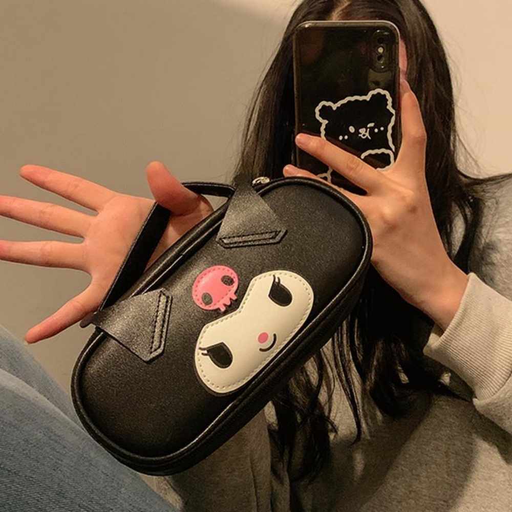 Beauty Makeup Edit - Original Sanrio Kuromi Schwarze PU-Kosmetiktasche Niedliche