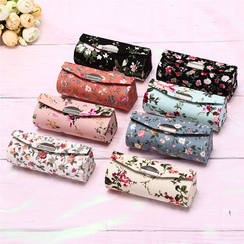 Retro gestickte Blumen-Designs – Beauty Kiss Makeup Bewertung und Preis
