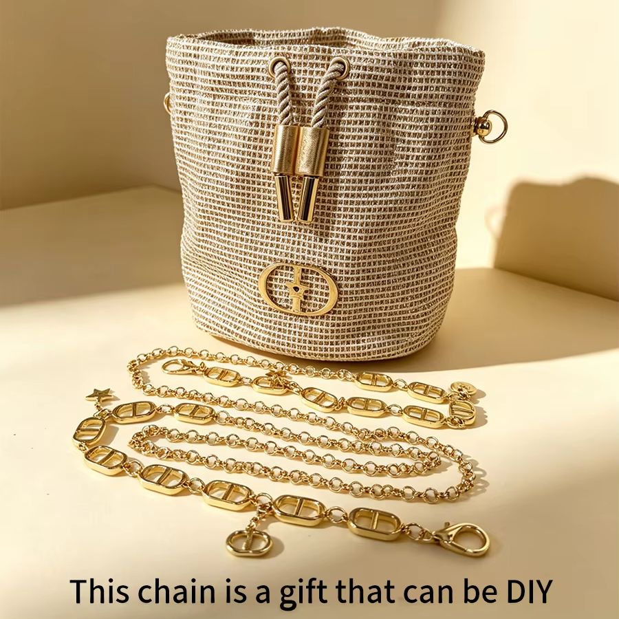 Dior's Tasche Sparkling Woven  – Beauty Makeup Dior Bewertung und Preis