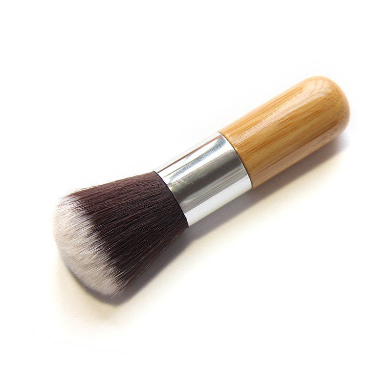 /Vly/ Gesichtspinsel für Found – Beauty Makeup Background Bewertung und Preis